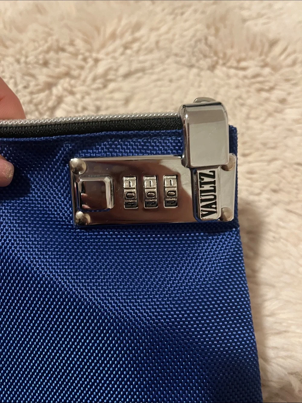 Vaultz brand new